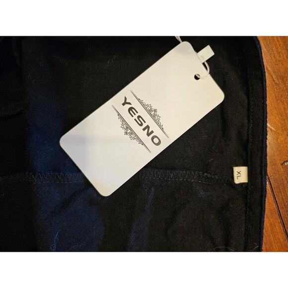 NEW Overalls Wide Leg Cropped Size XL Black Yesno - Picture 6 of 8